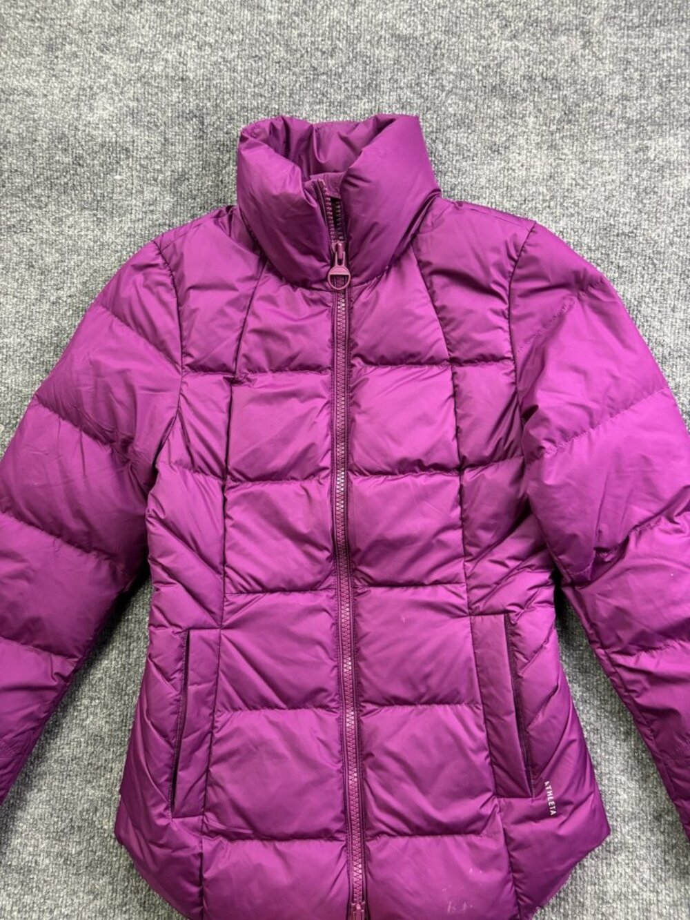 Athleta Downtown Jacket Womens XS Purple Down Puffer Full Zip Pockets Warm